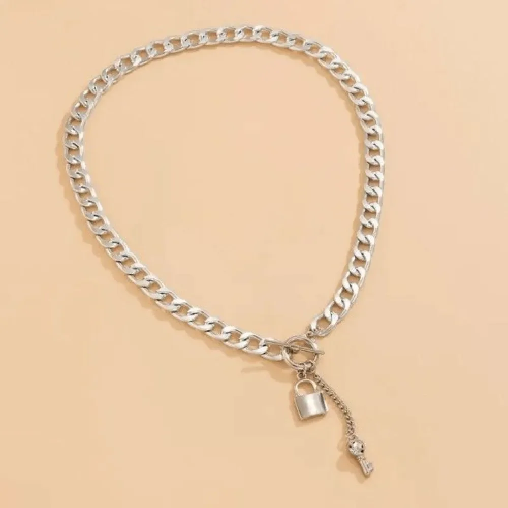 Lock and Key Diamond Silver Chain Necklace - Picture 2 of 3